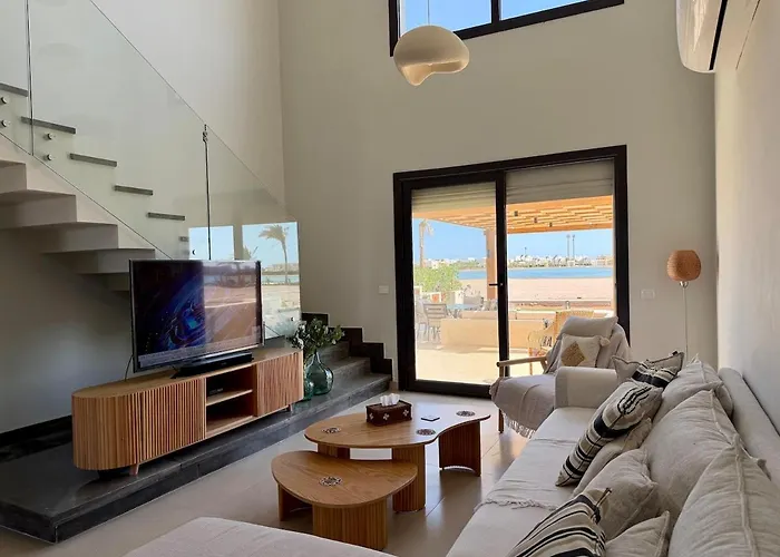 Villa Premium 3br Nanny -free Pool And Lagoon Access In Elgouna *
