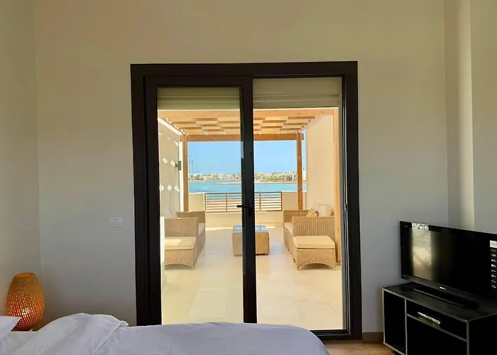 Premium 3br Nanny -free Pool And Lagoon Access In Elgouna * Gurdaka