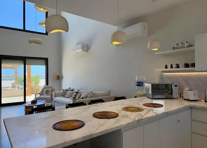Premium 3br Nanny -free Pool And Lagoon Access In Elgouna