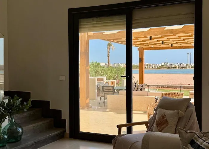 Premium 3br Nanny -free Pool And Lagoon Access In Elgouna *